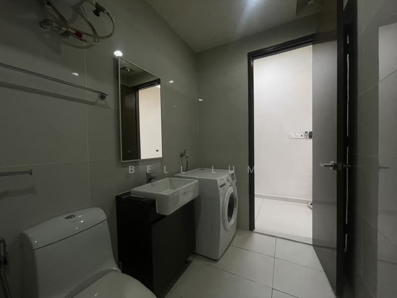 Kondominium untuk Dijual di Bay Point @ Country Garden Danga Bay - Bell Lum - PropertyGuru.com.my