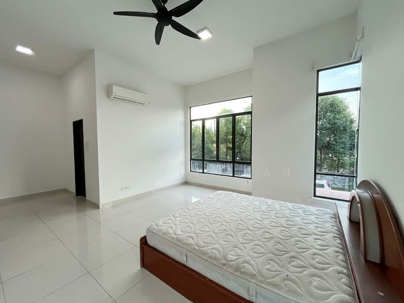 Rumah Kluster untuk Disewa di Canary Garden (Klang) - Charlie Gan - Bedroom - PropertyGuru.com.my