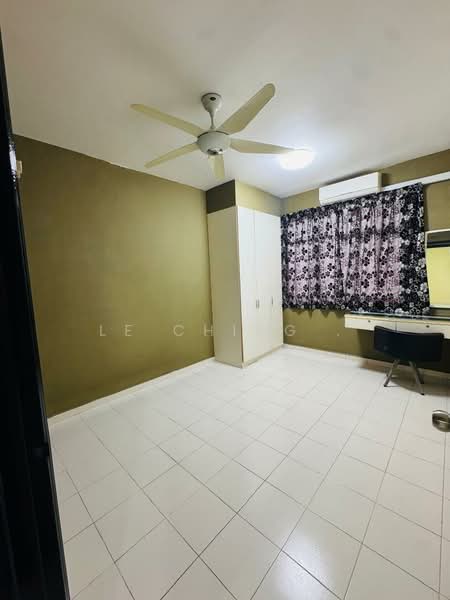 Apartment for Rent at Villa Krystal @ Bandar Selesa Jaya - Le Ching . - Bedroom - PropertyGuru.com.my