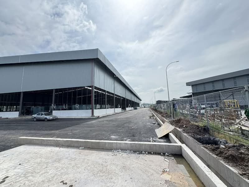 Kilang untuk Dijual di Bandar Enstek (Negeri Sembilan) - Nur Alia Omar - Exterior - PropertyGuru.com.my