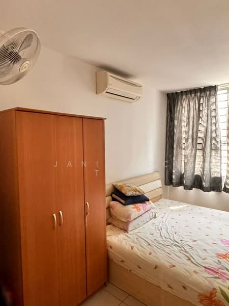 3-storey Terraced House for Sale in Puchong (Selangor) - Janice CC Tan - Bedroom - PropertyGuru.com.my