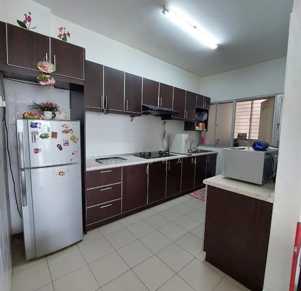 Condominium for Rent at Villa Makmur - CCS Shan - Kitchen - PropertyGuru.com.my