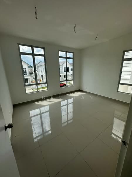 Cluster House for Sale in Johor Bahru (Johor) - Iden Tan - Interior - PropertyGuru.com.my