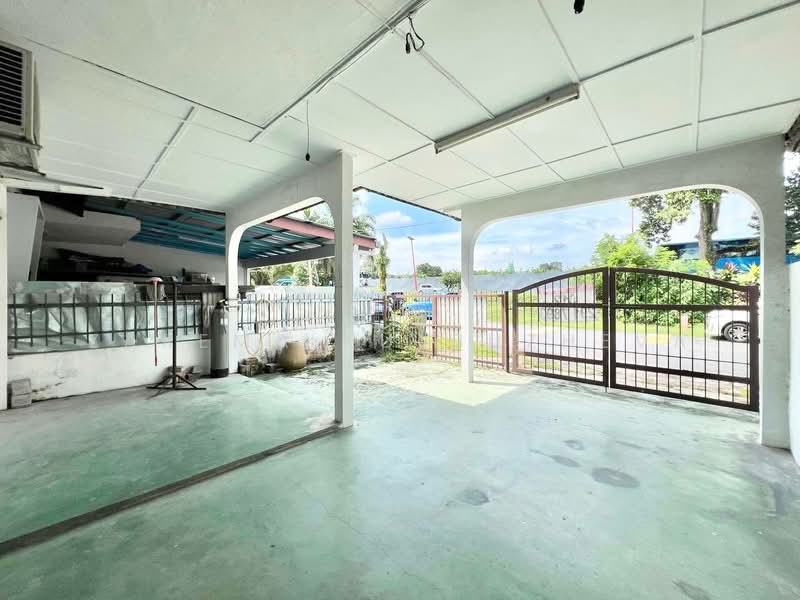1-storey Terraced House for Sale in Taman Sungai Jelok (Kajang) - Zarema Kulbuzheva - Exterior - PropertyGuru.com.my