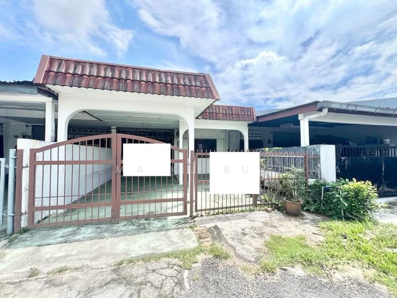 1-storey Terraced House for Sale in Taman Sungai Jelok (Kajang) - Zarema Kulbuzheva - Exterior - PropertyGuru.com.my