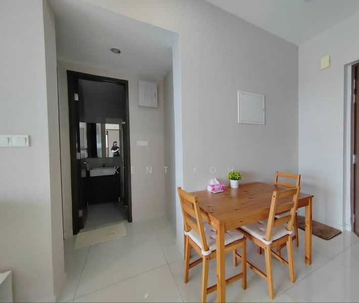 Condominium for Rent at Amberside @ Country Garden Danga Bay - Kent Koh - Dining Room - PropertyGuru.com.my