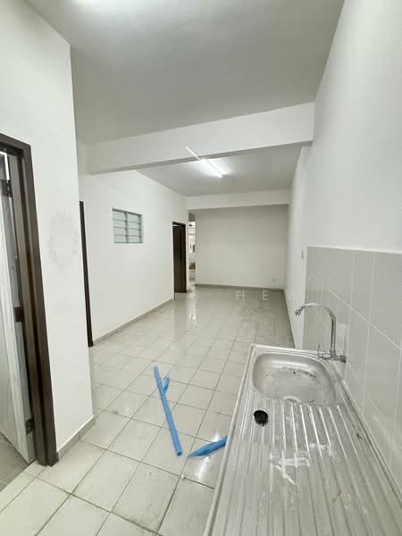 Rumah Bandar untuk Disewa di Kulai (Johor) - Mavis Hew - Kitchen - PropertyGuru.com.my