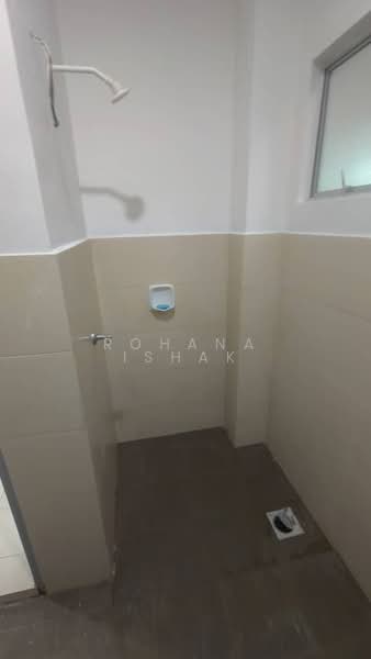 Rumah Teres 2 Tingkat untuk Dijual di Puncak Alam (Selangor) - Rohana Ishak - Bathroom - PropertyGuru.com.my