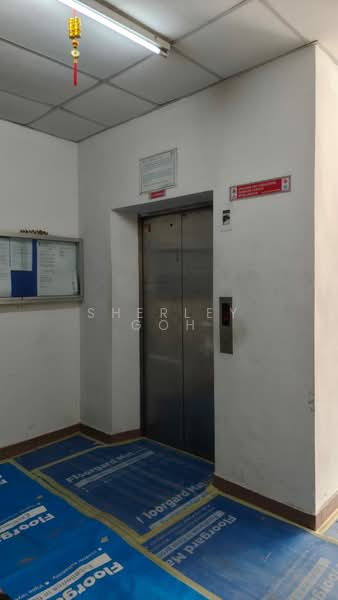 Shop / Office for Sale in Warisan Cityview (Cheras) - Sherley Goh - Corridor - PropertyGuru.com.my