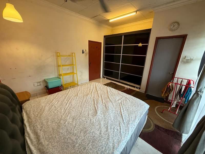 2-storey Terraced House for Sale in Taman Mutiara Rini (Skudai) - Sharon Ng - Bedroom - PropertyGuru.com.my