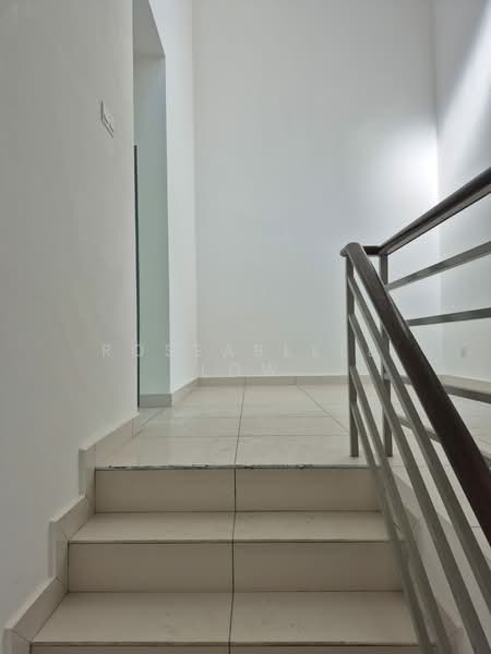 Rumah Teres 2 Tingkat untuk Dijual di Dengkil (Selangor) - Roseabelle Low - Interior - PropertyGuru.com.my