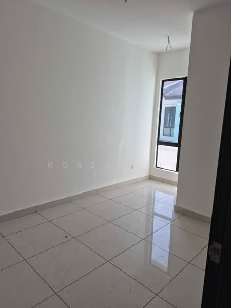 Rumah Teres 2 Tingkat untuk Dijual di Dengkil (Selangor) - Roseabelle Low - PropertyGuru.com.my