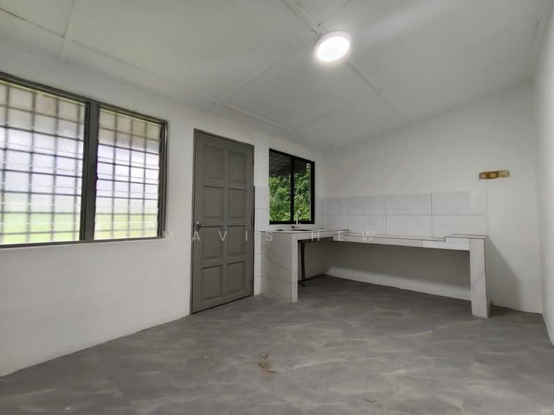 1-storey Terraced House for Sale in Kulai (Johor) - Mavis Hew - Kitchen - PropertyGuru.com.my