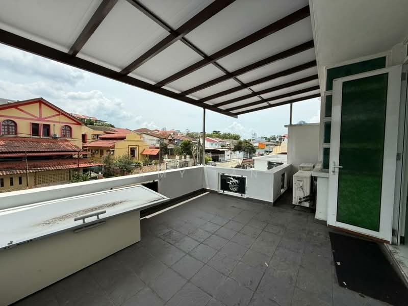 Semi-Detached House for Sale in Minden Heights (Gelugor) - Amy Tan - Balcony - PropertyGuru.com.my