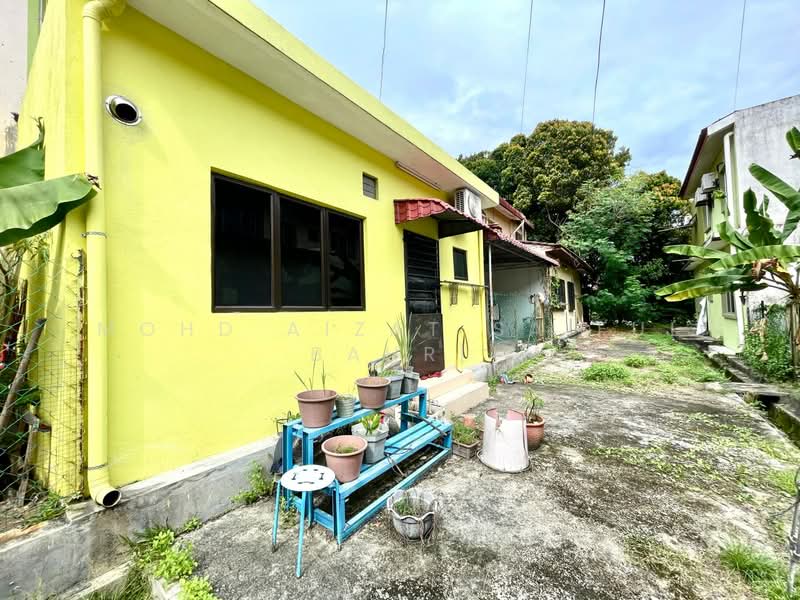Rumah Teres 2 Tingkat untuk Dijual di Bandar Baru Bangi (Selangor) - Mohd Aizat Saiful Bahri - Exterior - PropertyGuru.com.my