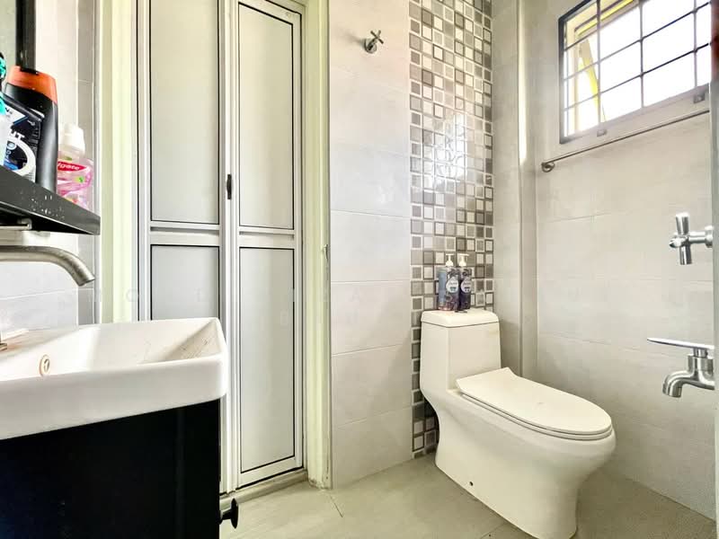 Rumah Teres 2 Tingkat untuk Dijual di Bandar Baru Bangi (Selangor) - Mohd Aizat Saiful Bahri - Bathroom - PropertyGuru.com.my