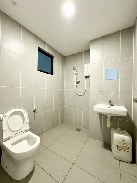 Kediaman Servis untuk Disewa di Damai Residence - Rex Tan - Bathroom - PropertyGuru.com.my