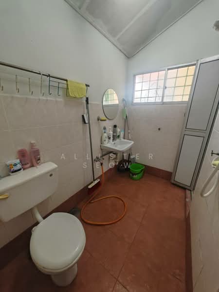 2-storey Terraced House for Sale in Bandar Mahkota Cheras (Cheras) - Allister Seow - Bathroom - PropertyGuru.com.my