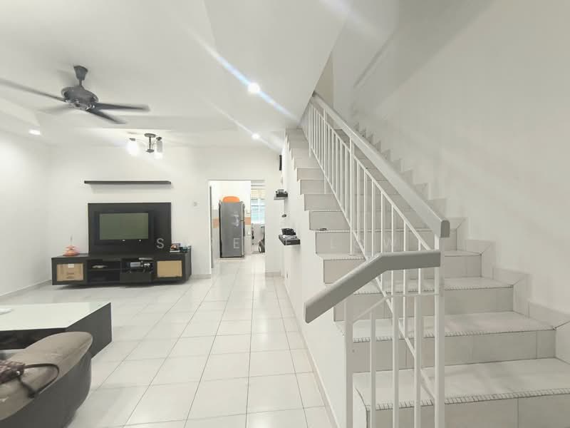2-storey Terraced House for Sale in Taman Bestari Indah (Ulu Tiram) - Serene Low - PropertyGuru.com.my