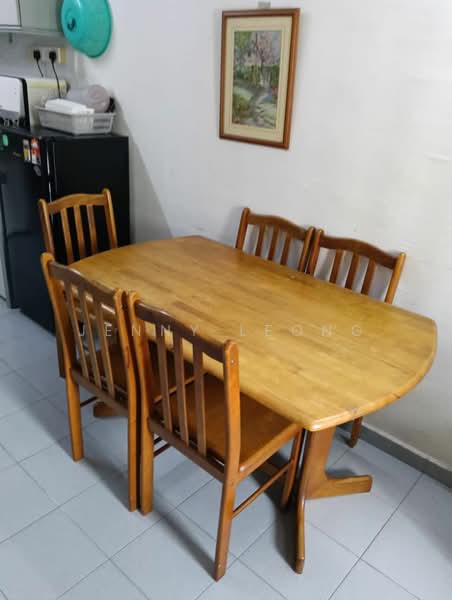 Pangsapuri untuk Disewa di Taman Alor Vista - Jenny Leong - Dining Room - PropertyGuru.com.my