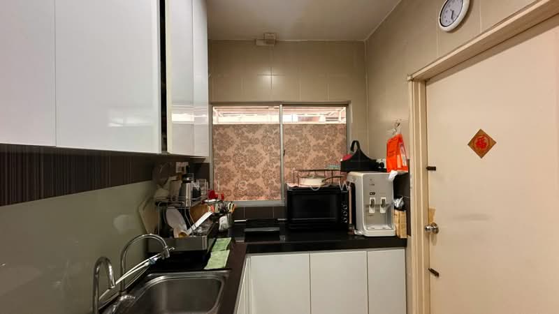 Townhouse for Sale in Bandar Damai Perdana (Cheras) - Nic Low - Kitchen - PropertyGuru.com.my