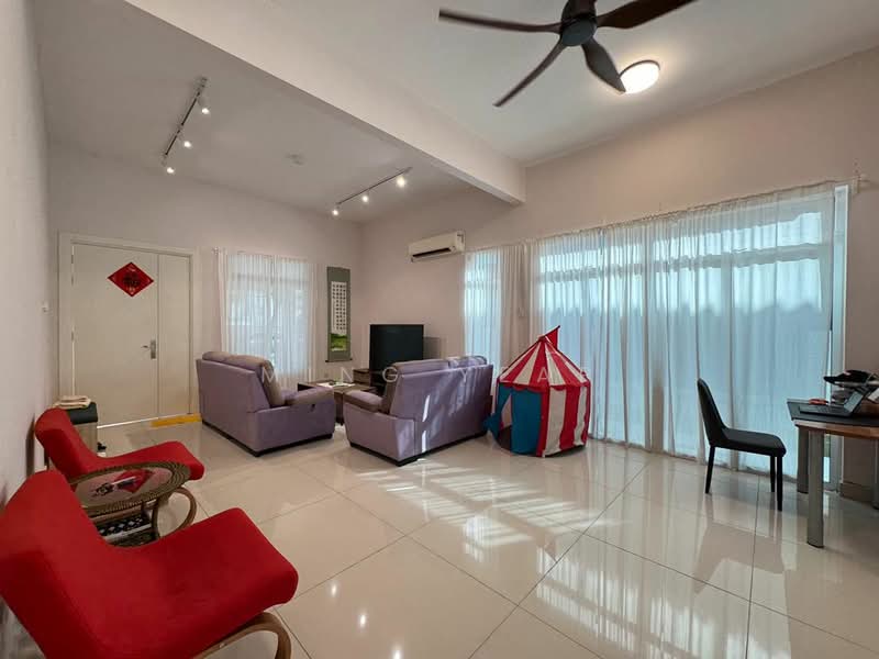 Rumah Berkembar untuk Dijual di Bandar Dato Onn (Tebrau) - Ming Yeap - Living Room - PropertyGuru.com.my