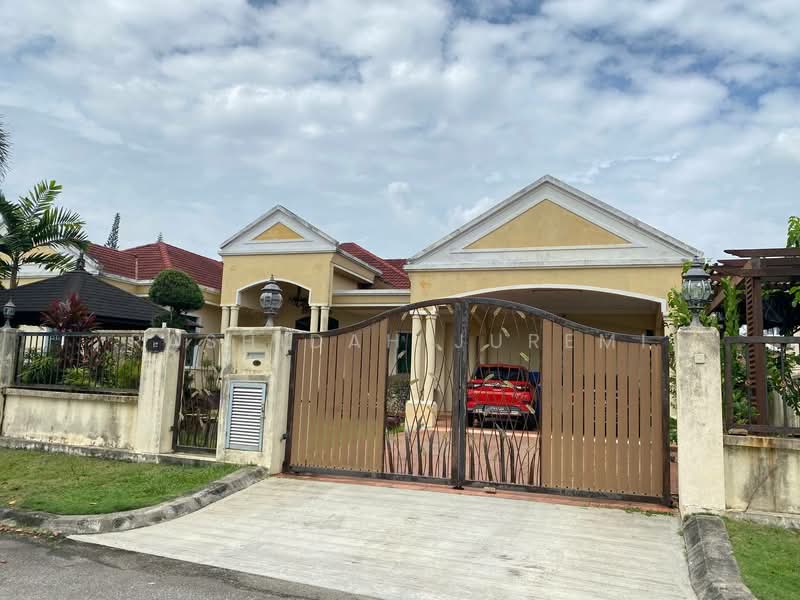 Bungalow for Sale in Sepang (Selangor) - Rashidah Juremi - Exterior - PropertyGuru.com.my
