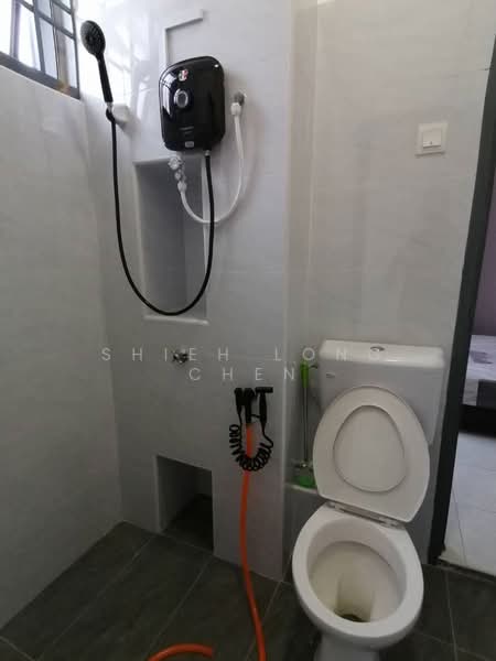 Rumah Teres 2 Tingkat untuk Disewa di Bukit Indah (Iskandar Puteri (Nusajaya)) - Shieh Long Chen - Bathroom - PropertyGuru.com.my