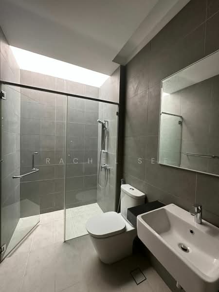 3-storey Terraced House for Rent in Leisure Farm (Gelang Patah) - Rachel See - Bathroom - PropertyGuru.com.my