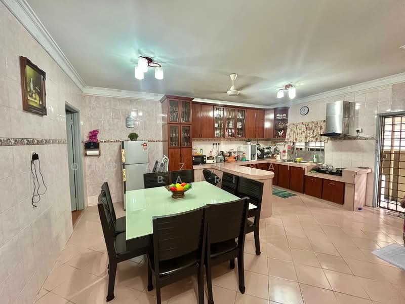 Rumah Banglo untuk Dijual di Desa Pandan (Ampang) - Mohd Aizat Saiful Bahri - Kitchen - PropertyGuru.com.my