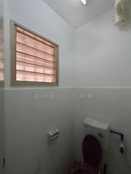 Rumah Flat untuk Dijual di Desa Satu - Suki Tan - Bathroom - PropertyGuru.com.my
