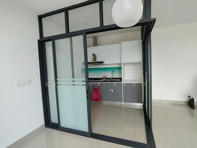 Servis Apartment untuk Disewa di Emerald Avenue - Sephine Kang - Kitchen - PropertyGuru.com.my
