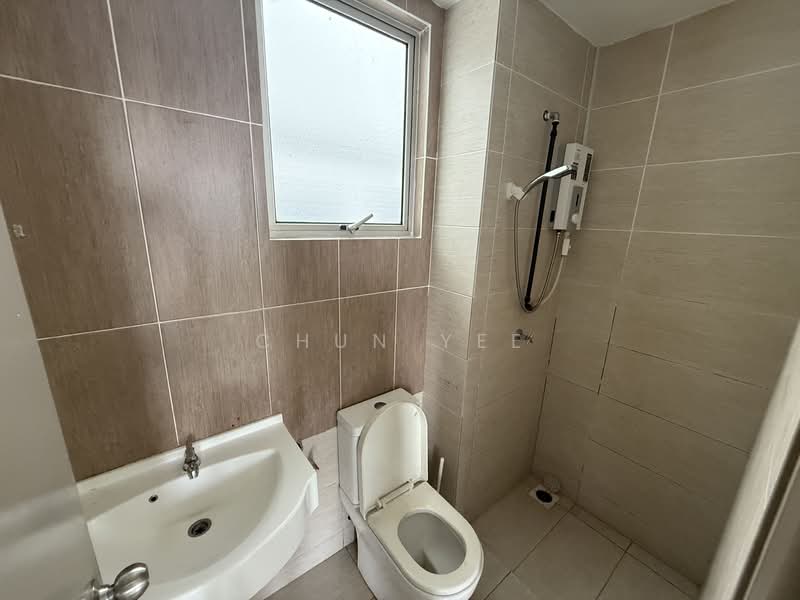 Condominium for Sale at Platinum Splendor Residence - Chun Yee - Bathroom - PropertyGuru.com.my