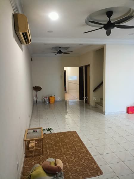 Rumah Teres 2 Tingkat untuk Disewa di Bandar Puteri Klang (Klang) - Ng Shawn - Living Room - PropertyGuru.com.my