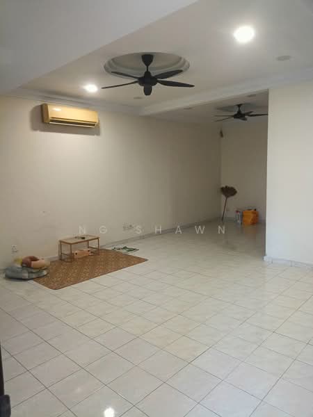 Rumah Teres 2 Tingkat untuk Disewa di Bandar Puteri Klang (Klang) - Ng Shawn - Living Room - PropertyGuru.com.my