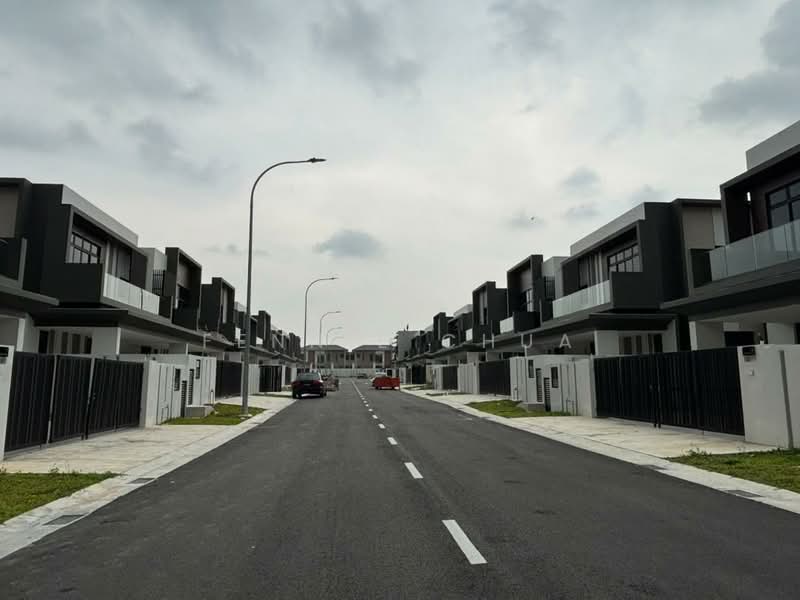 Semi-Detached House for Sale in Taman Sutera Utama (Skudai) - Fennie Chua - PropertyGuru.com.my