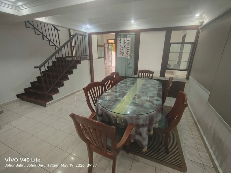 2-storey Terraced House for Rent in Taman Perling (Perling) - Iden Tan - Dining Room - PropertyGuru.com.my