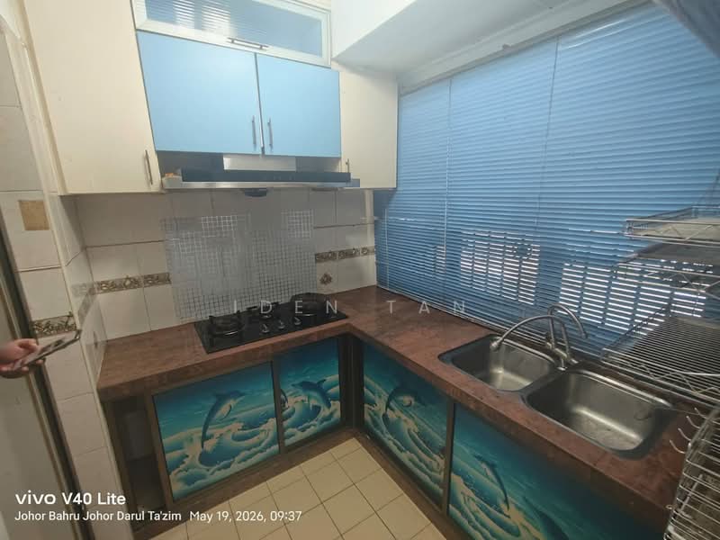 2-storey Terraced House for Rent in Taman Perling (Perling) - Iden Tan - Kitchen - PropertyGuru.com.my