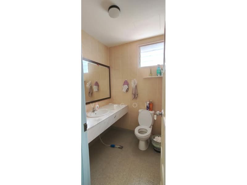 Kondominium untuk Dijual di Desa Airmas Condominium - V. Goh - Bathroom - PropertyGuru.com.my