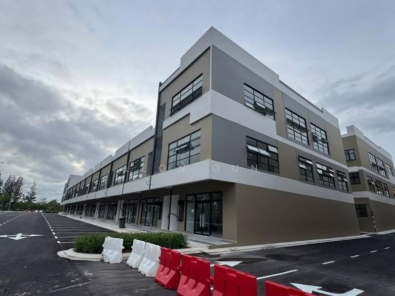 Shop for Rent in Iskandar Puteri (Nusajaya) (Johor) - Leon Oun - Exterior - PropertyGuru.com.my