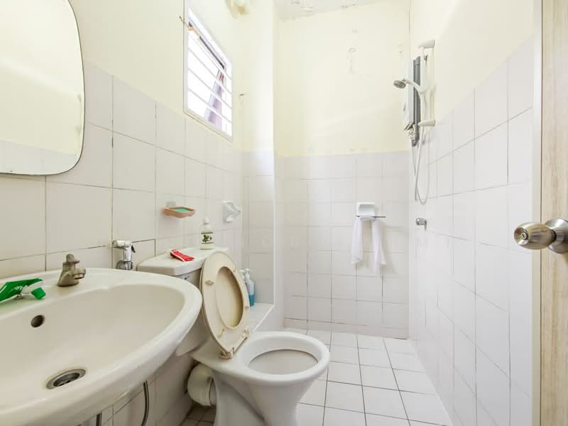 3-storey Terraced House for Sale in Taman Bukit Permata (Selayang) - Mohd Nor Fahmi - PropertyGuru.com.my