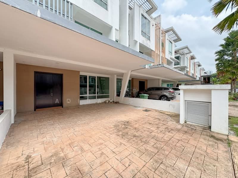 3-storey Terraced House for Sale in Cyberjaya (Selangor) - Adibah Salim - Exterior - PropertyGuru.com.my