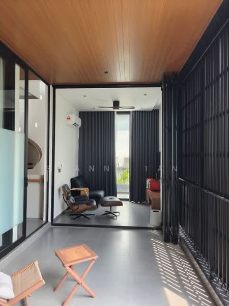 Rumah Banglo untuk Dijual di Bandar Sungai Long (Selangor) - Shanny Tan - Balcony - PropertyGuru.com.my