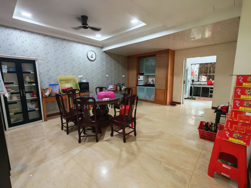 Rumah Berkembar untuk Dijual di Taman Impian Emas (Skudai) - Sharon Ng - Dining Room - PropertyGuru.com.my