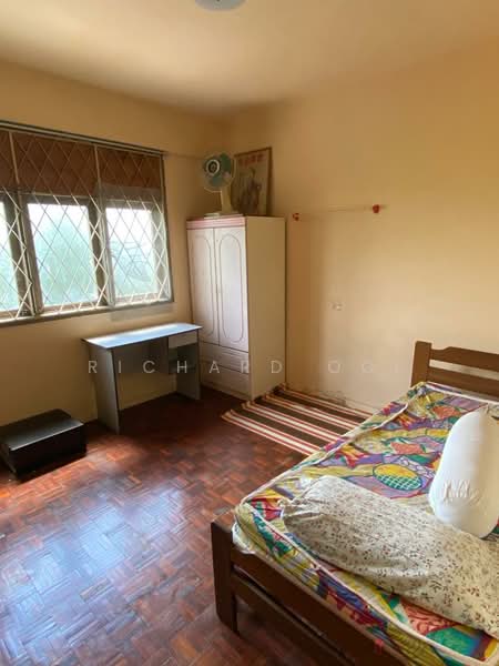 Flat for Rent at PKNS Ampang Jaya - Richard Ooi - Bedroom - PropertyGuru.com.my