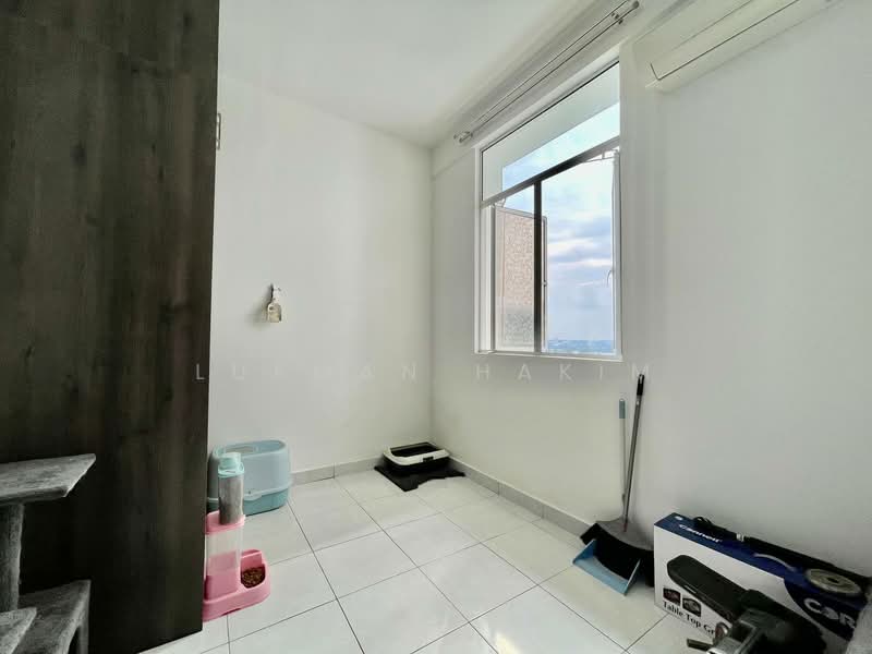 Apartment for Sale at Pangsapuri Saujana Permai 2 - Lukman Hakim - Interior - PropertyGuru.com.my