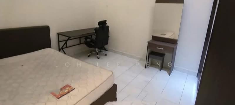 1.5-storey Terraced House for Sale in Taman Perling (Perling) - Loh Lee Peng - PropertyGuru.com.my