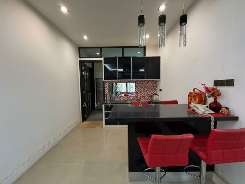 Rumah Banglo untuk Dijual di Gelugor (Penang) - Amy Tan - Kitchen - PropertyGuru.com.my
