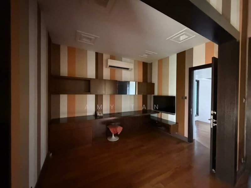 Rumah Banglo untuk Dijual di Gelugor (Penang) - Amy Tan - Study - PropertyGuru.com.my