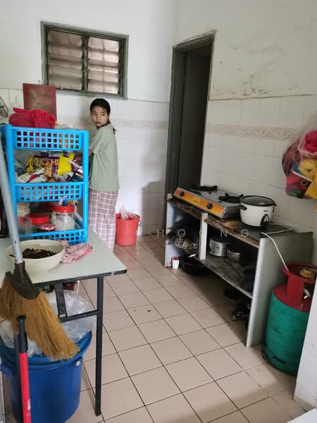 Rumah Flat untuk Dijual di Sri Begonia - Roy Choong - Kitchen - PropertyGuru.com.my